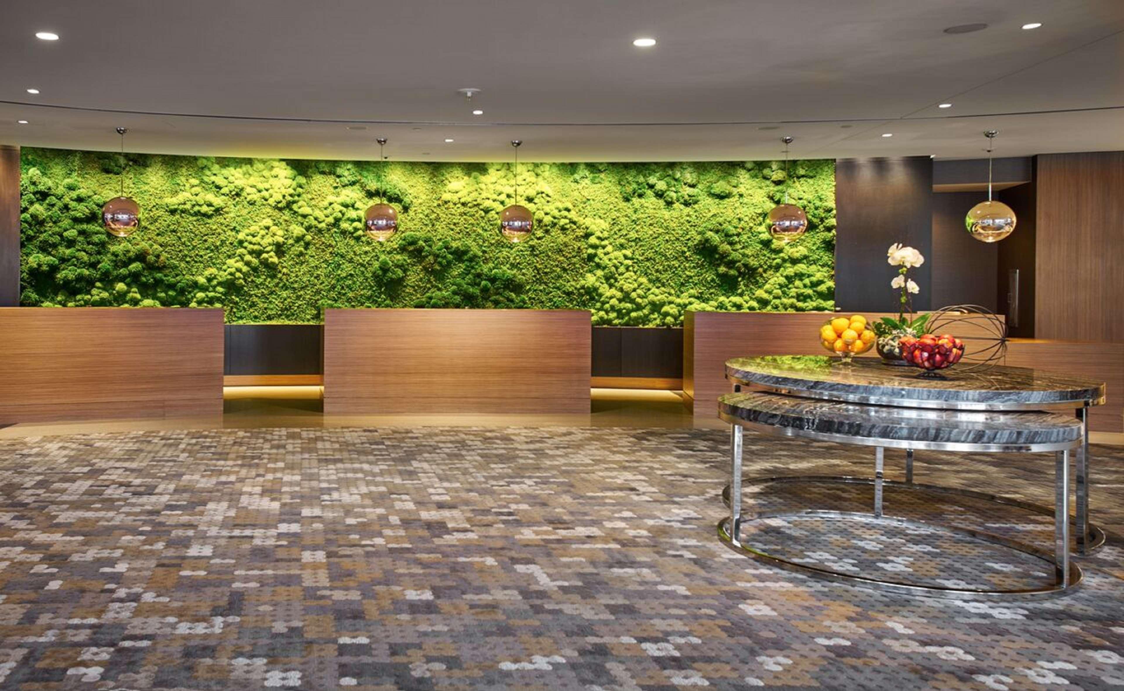 Hilton Cleveland Downtown Hotel Exterior photo